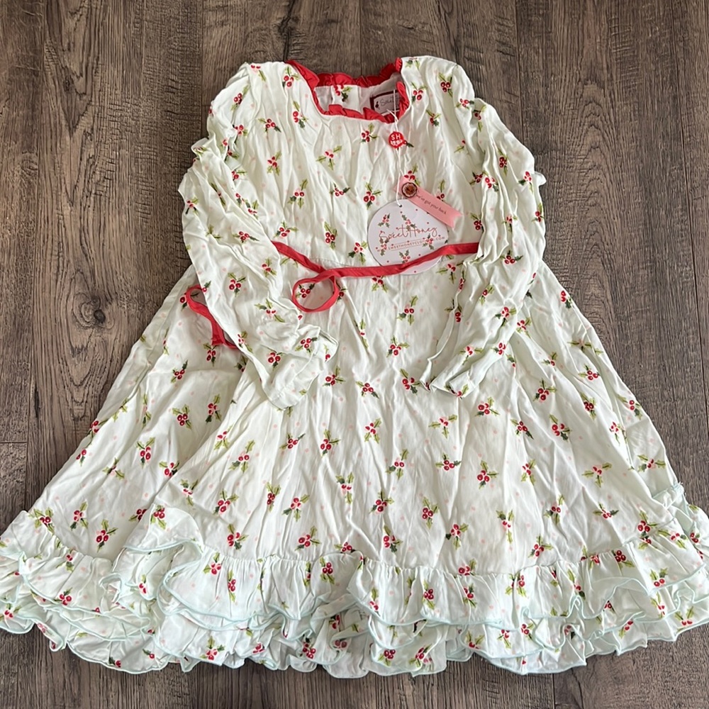 Sweet Honey Holly Dress NWT Christmas